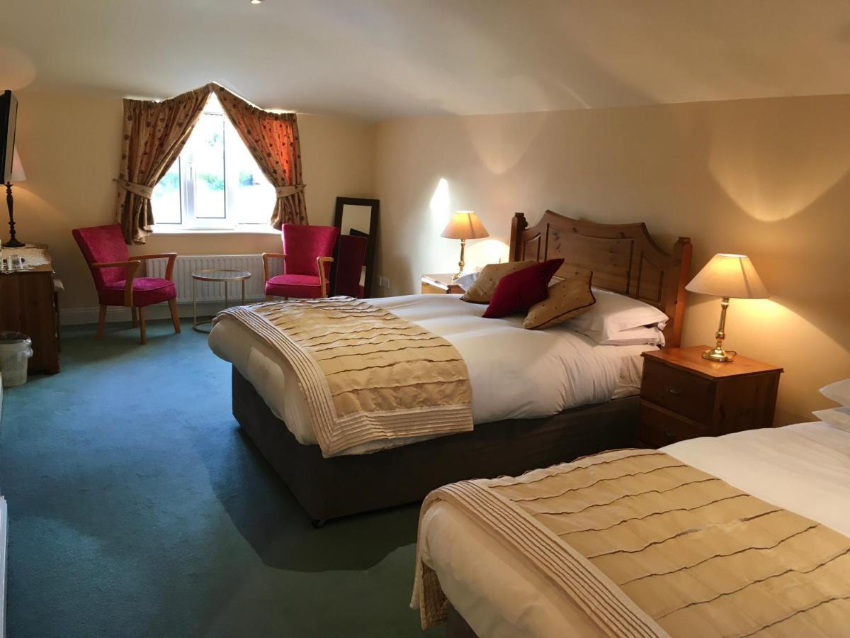 Bed and Breakfast Coastline House Dingle Esterno foto